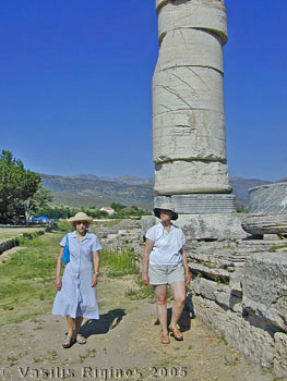 Alice Riginos & Molly MacMillan in the Hereon of Samos
